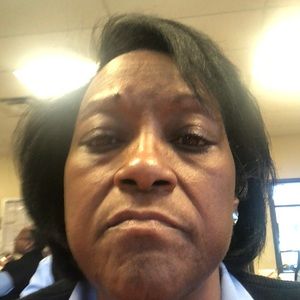 Meet your Posher, Cynthia